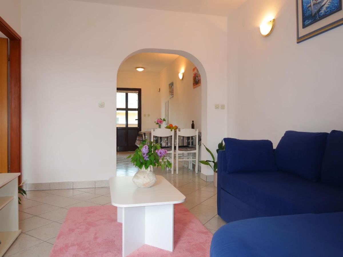 Apartamento Rosic - Krk217 By Interhome *